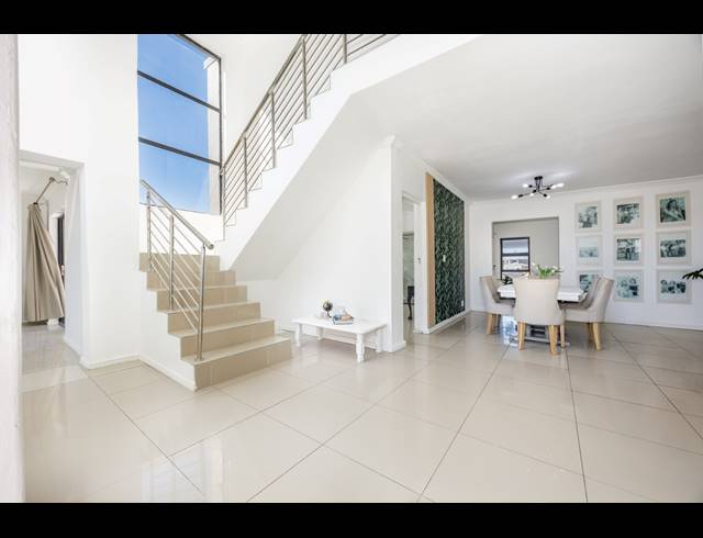 8 BEDROOM HOUSE FOR SALE IN HAASENDAL